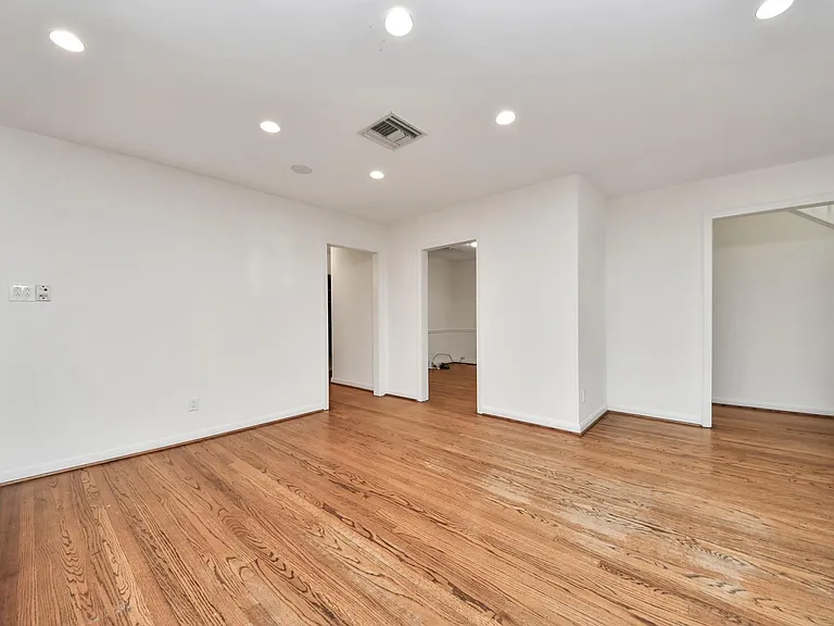 3912 Ruskin St — Photo 10
