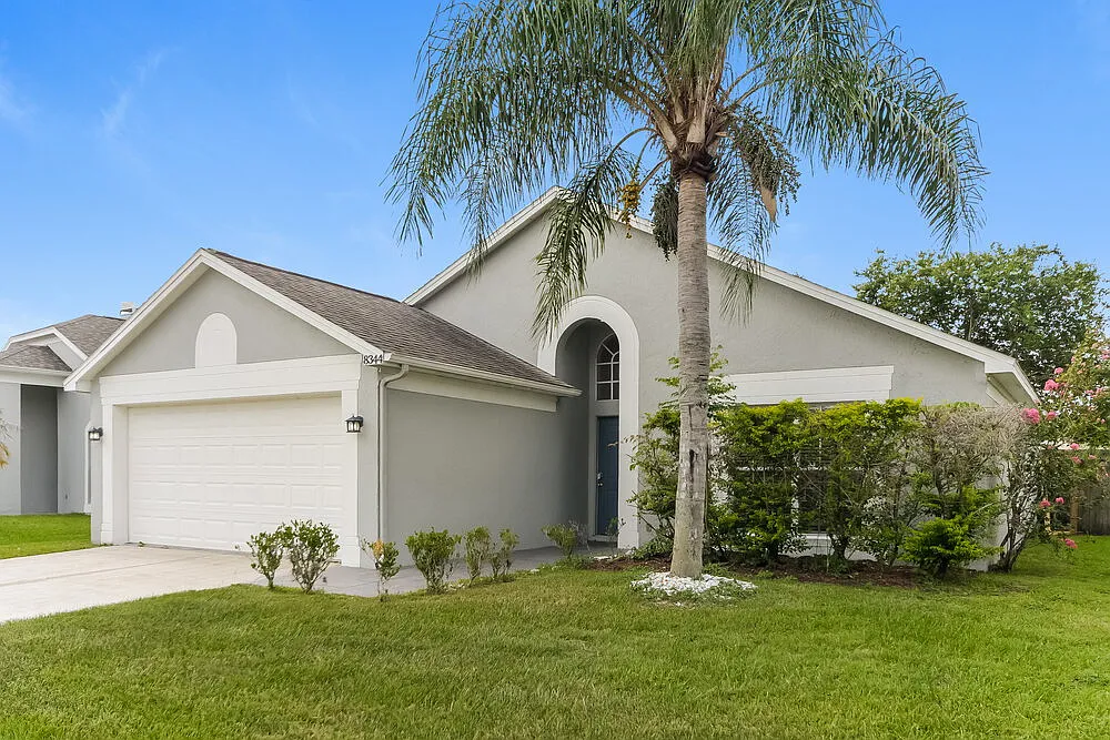 3 bed, 2.0 bath, 1404 sqft, $2,215 — Photo 3