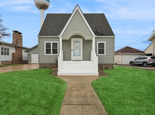 203 5th Ave, Keystone, IA 52249