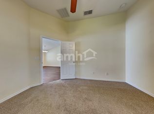 2036 Briarcliff Cir, Mount Dora, FL 32757