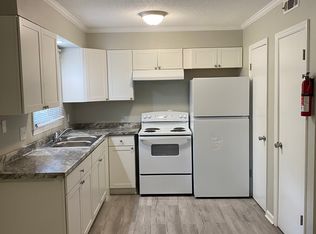 900 College Place Ave #C-4, Dobson, NC 27017