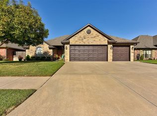617 Dickens Ave, Yukon, OK 73099
