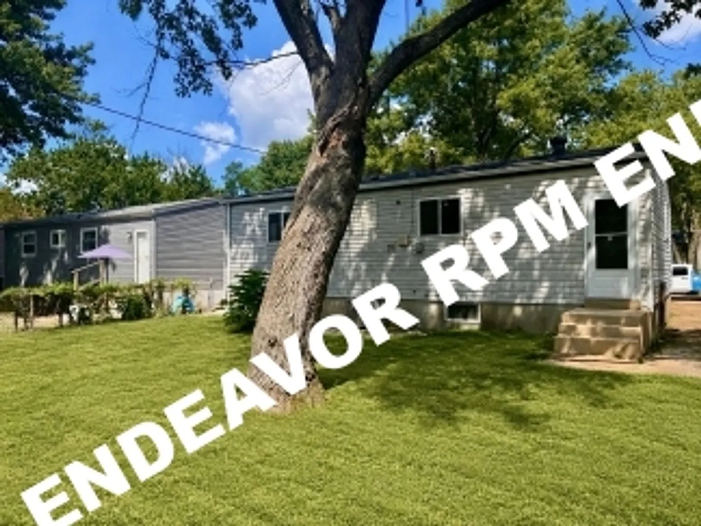 3 Bed 1 Bath Available Now — Photo 2