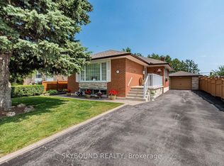 33 Bradstock Rd S, Toronto, ON M9M 1M9