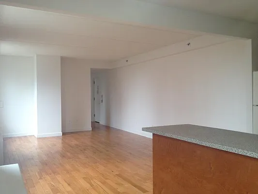 Rented by Level Group | media 32