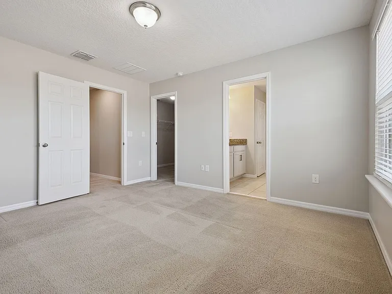 8130 Bluejack Oak Dr — Photo 14