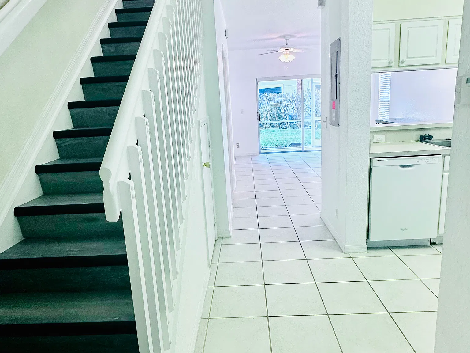 10076 Spyglass Hill Ln — Photo 3