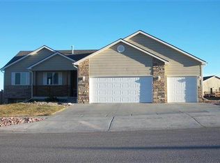 6714 Cog Hill Ln, Rapid City, SD 57702