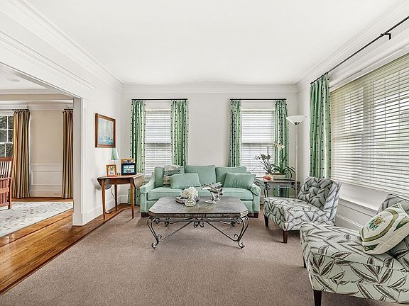 4th image of 52 Longacre Rd