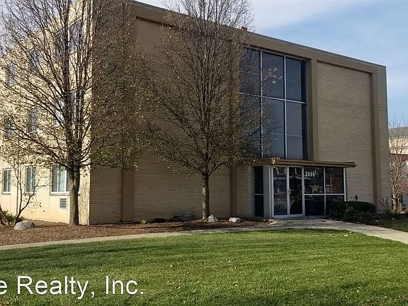2nd image of 2440 Fairfield Ave #203