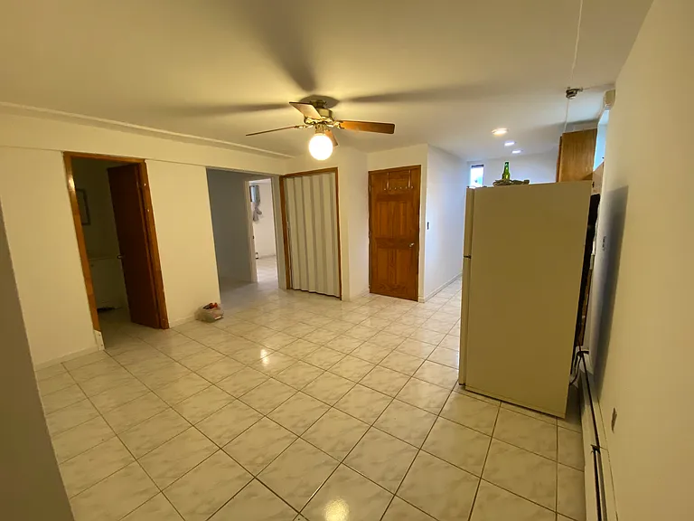 Ryan St — Photo 1