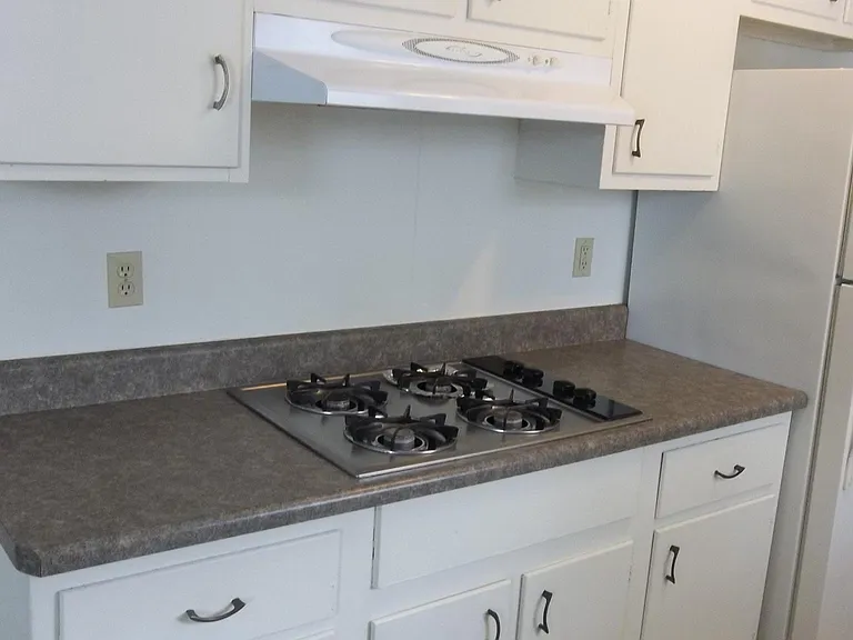 4458 S Crawford Rd #UPPER LEVEL — Photo 5