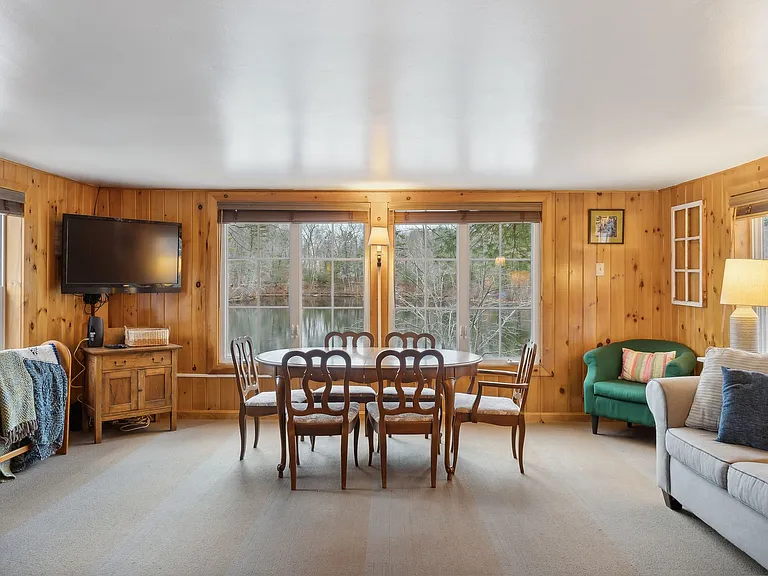 122 Anglers Rd — Photo 12