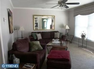 94 Arch St, Palmyra, NJ 08065