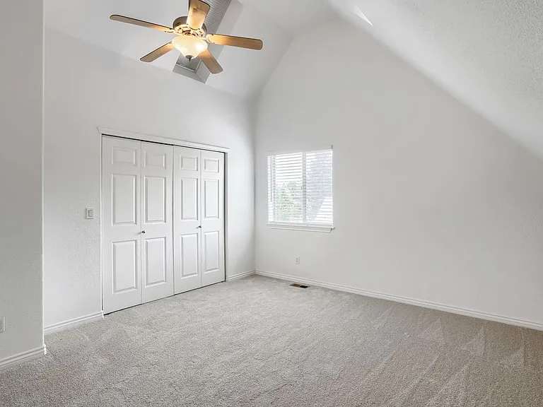 2250 N Washington St — Photo 21
