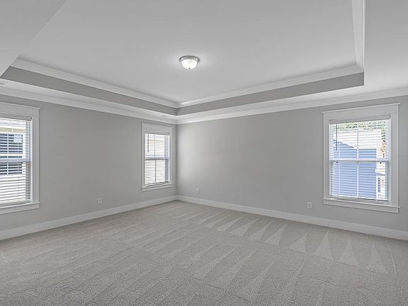 4th image of 309 Encampment Blvd