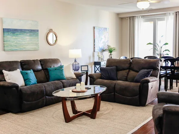 3738 Sandpiper Rd APT 131B, Virginia Beach, VA 23456