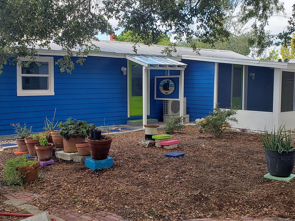1st image of 4511 32nd Ave N