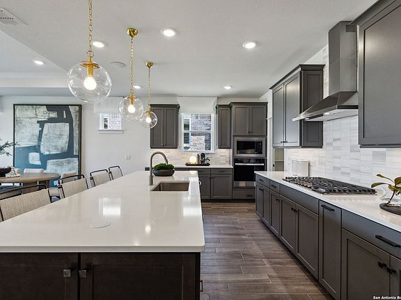 4th image of 2151 Pinyon Dr