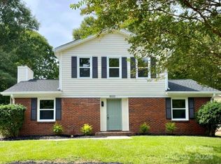 8500 Barncliff Rd, Charlotte, NC 28227