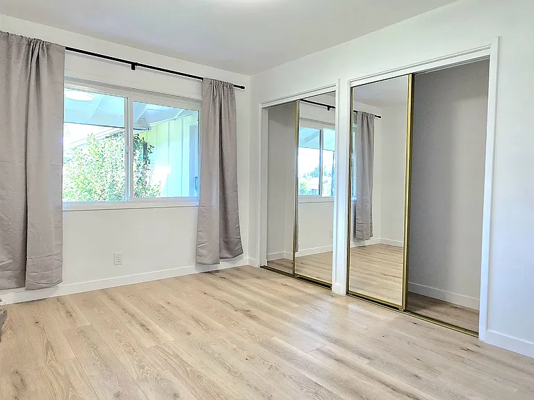 329 Orange St — Photo 14