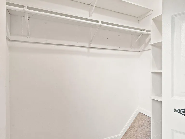 4453 Holly Ave — Photo 24