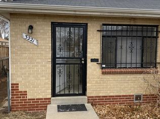 3221 Ivanhoe St, Denver, CO 80207