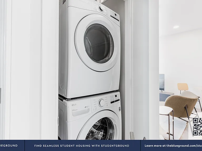 Washer/Dryer in Apartment