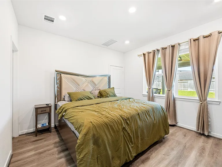 7207 Cedar Harbor Ct — Photo 12