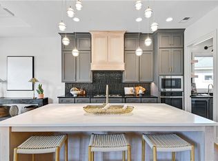 22097 W 93rd Ter, Lenexa, KS 66220