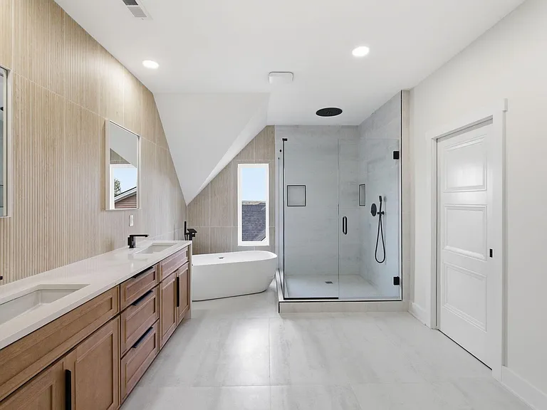 442 General John Payne Blvd — Photo 4