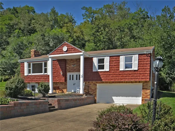 3609 Forbes Trail Dr, Murrysville, PA 15668