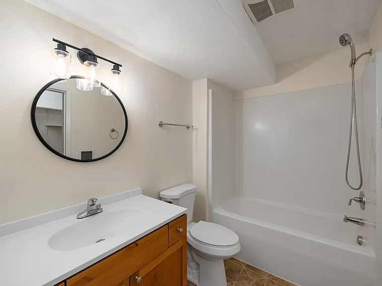 4642 SE Madison St #B — Photo 8