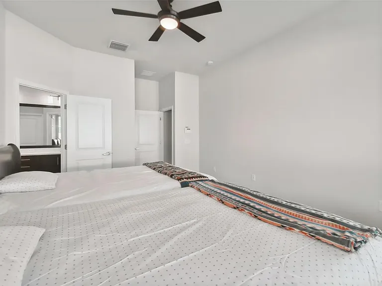 2776 Satilla Loop — Photo 27