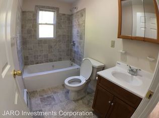 40 Charlotte St, Hartford, CT 06120