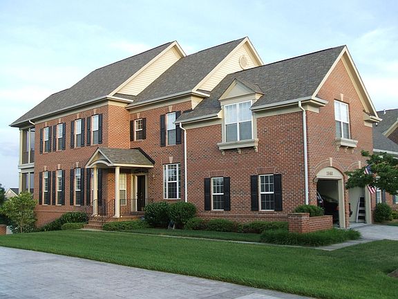 18468 Lanier Island Sq.