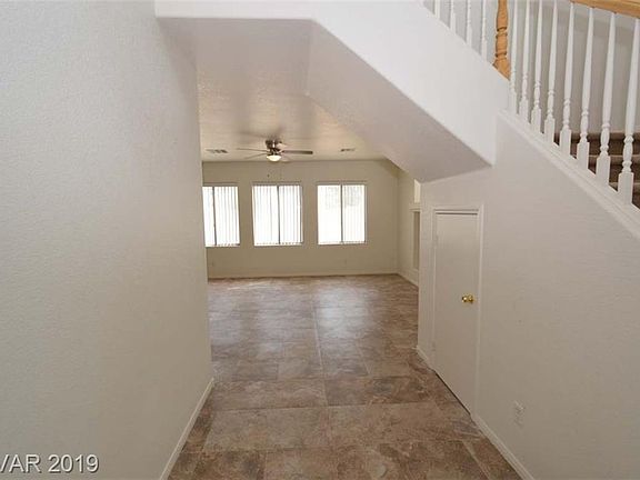 3rd image of 515 Claxton Ave