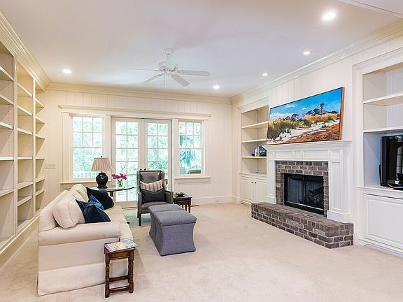 4th image of 153 Treeduck Ct