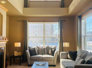 880 Braunworth Ct, Chaska, MN 55318