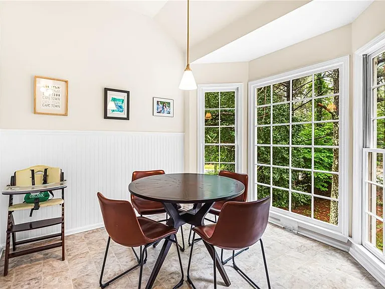 105 Leyland Ct — Photo 16