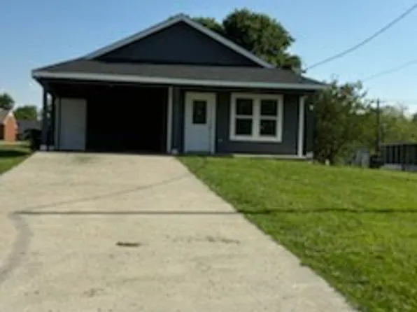 107 E Miller, Whitewright, TX 75491