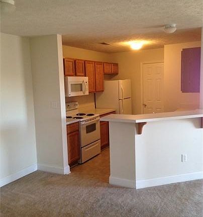 2nd image of 111 Northwynd Cir APT 3