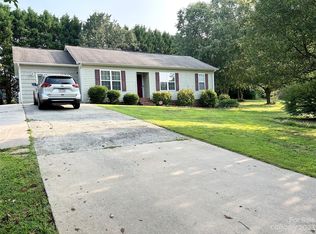 108 Clover Meadow Ln, Granite Falls, NC 28630