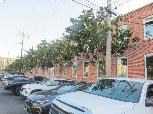 720 York St Unit 212, San Francisco, CA 94110