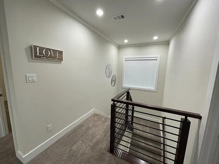 1846 Nomas St #1846 — Photo 18