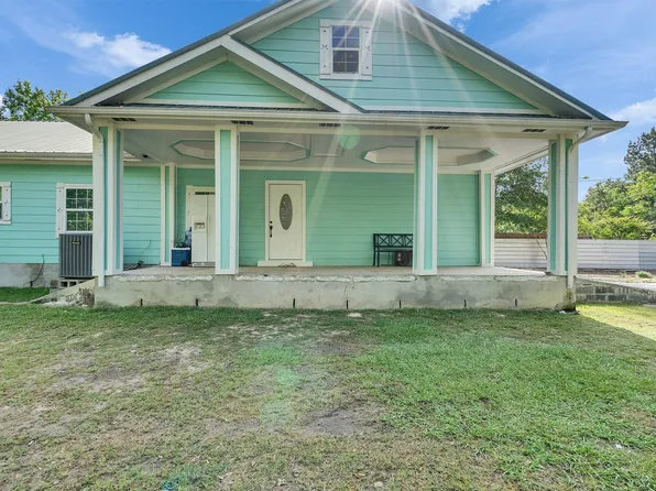 275 County Road 3417, Cleveland, TX 77327