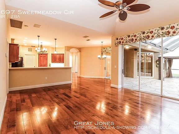 3rd image of 4697 Sweetmeadow Cir