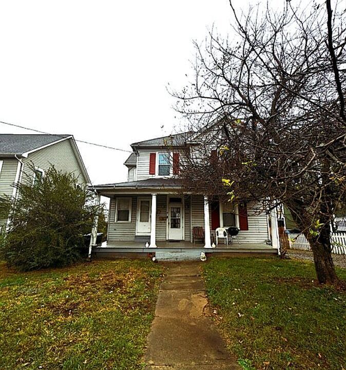 1st image of 1406 Campbell Ave SW #A