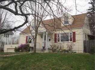 305 Pennsylvania Ave, Phillipsburg, NJ 08865