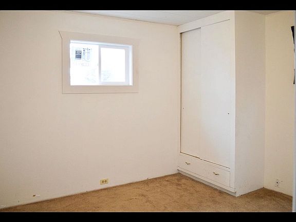 4th image of 317 N Harding Ave